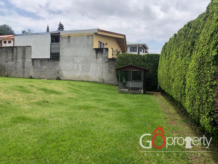 Venta de Terreno en Granadilla, Curridabat.